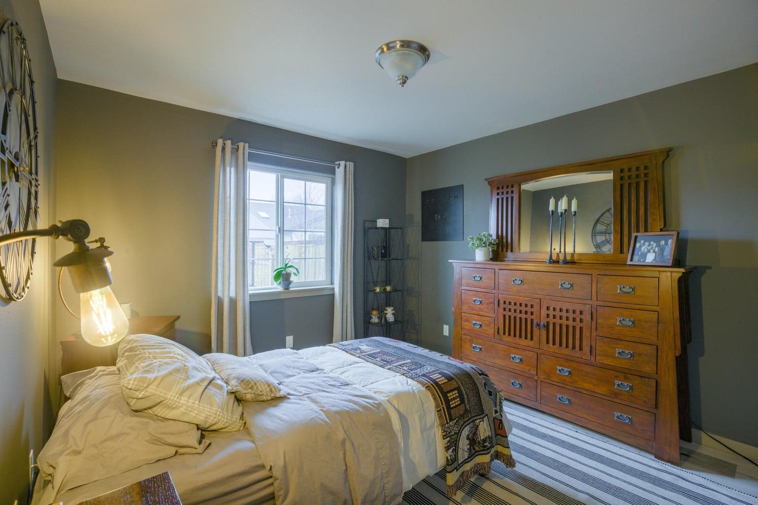 Photo of 1549 SW Kalama Avenue 24 of 73