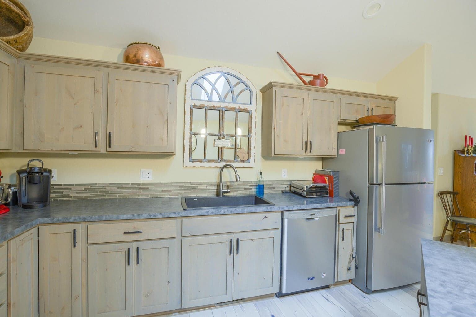 Photo of 1549 SW Kalama Avenue 41 of 73