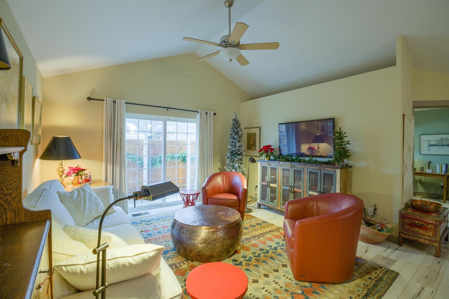 Photo of 1549 SW Kalama Avenue 46 of 73