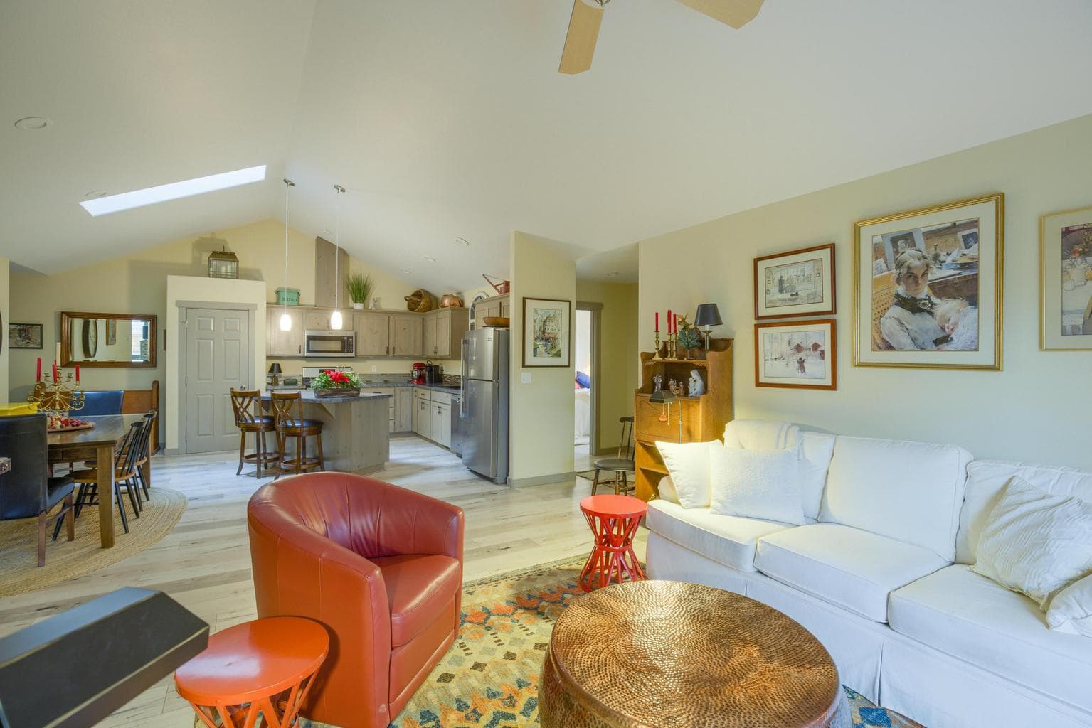 Photo of 1549 SW Kalama Avenue 48 of 73