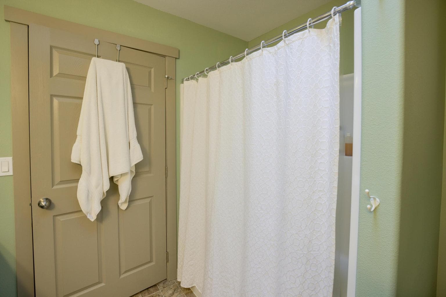Photo of 1549 SW Kalama Avenue 53 of 73