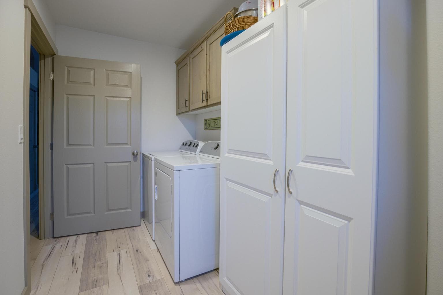 Photo of 1549 SW Kalama Avenue 64 of 73