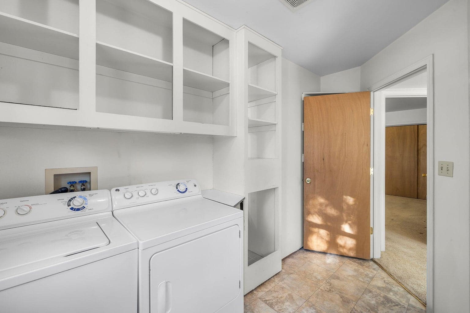 Photo of 17235 Kent Road 14 of 36