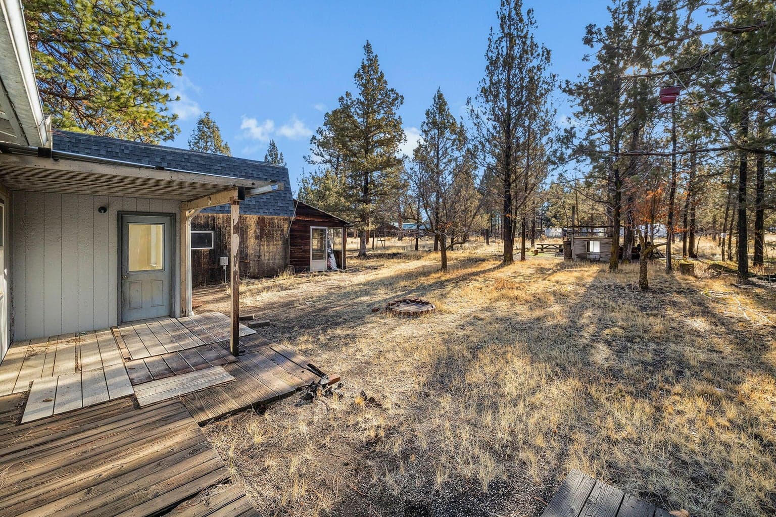 Photo of 17235 Kent Road 32 of 36