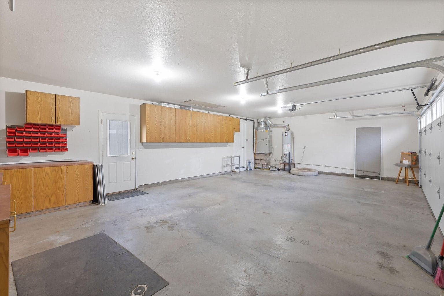 Photo of 743 NE Cobblestone Court 15 of 23