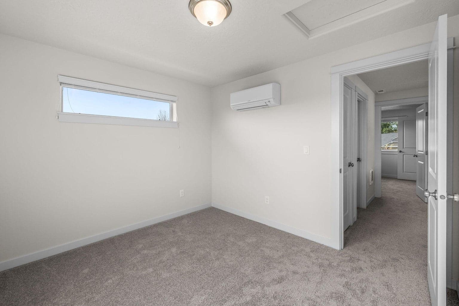 Photo of 3289 NW 8th Street 7 of 12