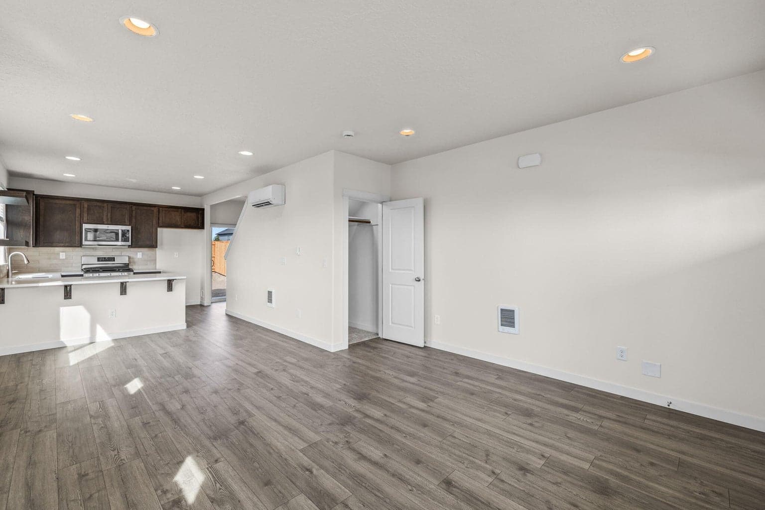 Photo of 3289 NW 8th Street 11 of 12