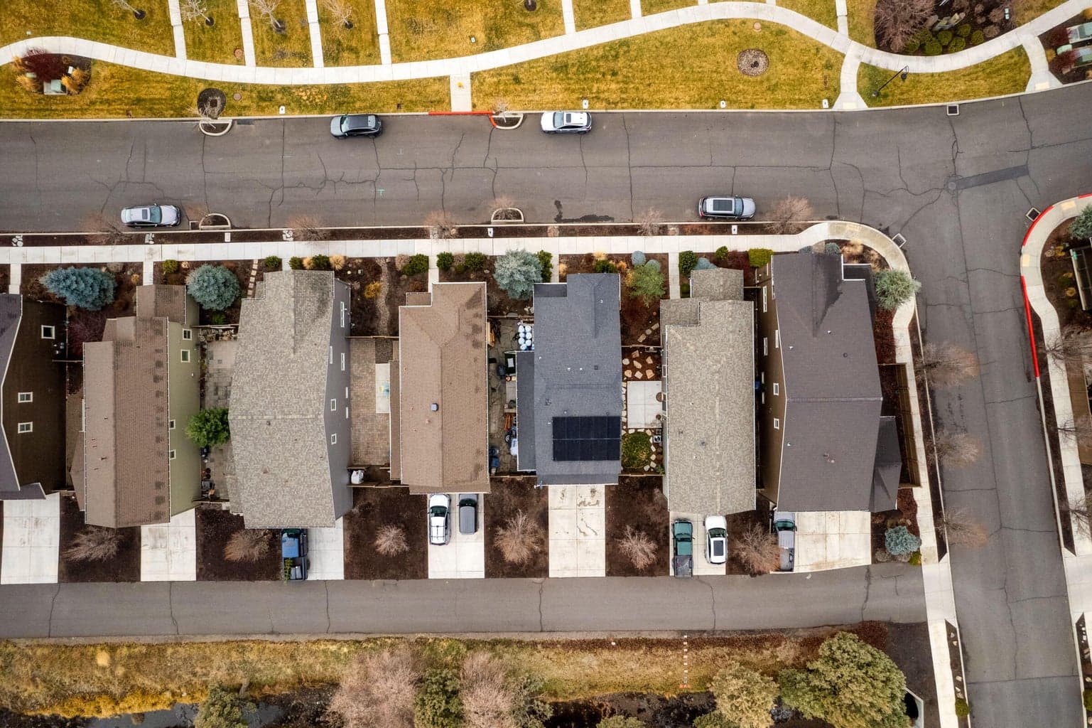Photo of 3364 SW 28th Street 46 of 56