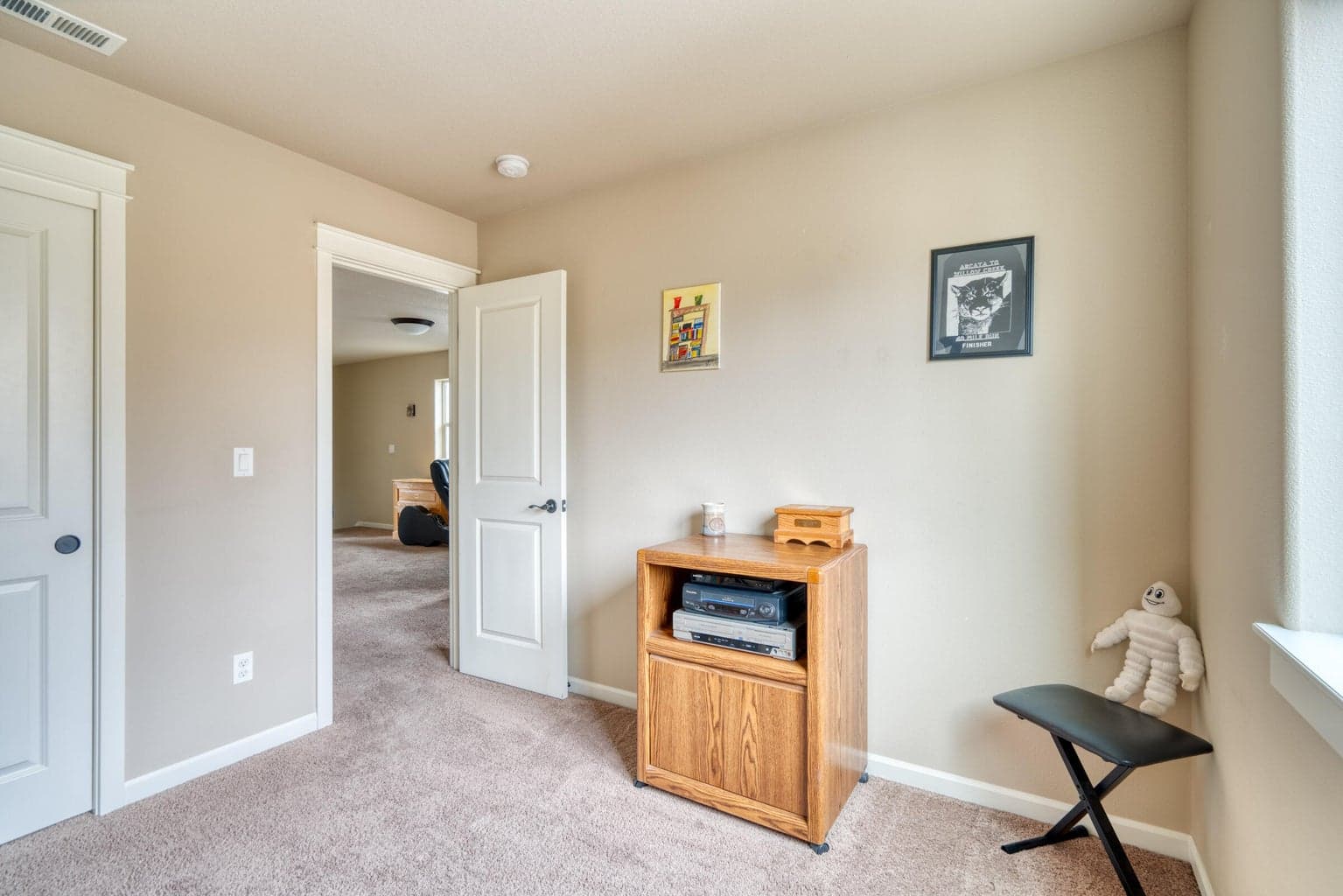 Photo of 3364 SW 28th Street 23 of 56