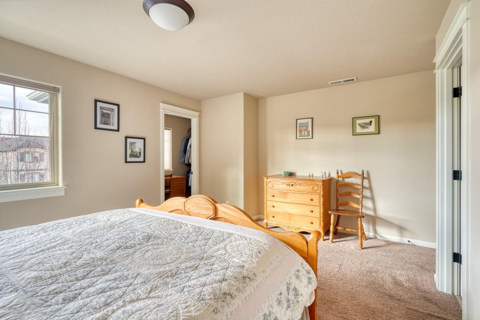 Photo of 3364 SW 28th Street 17 of 56