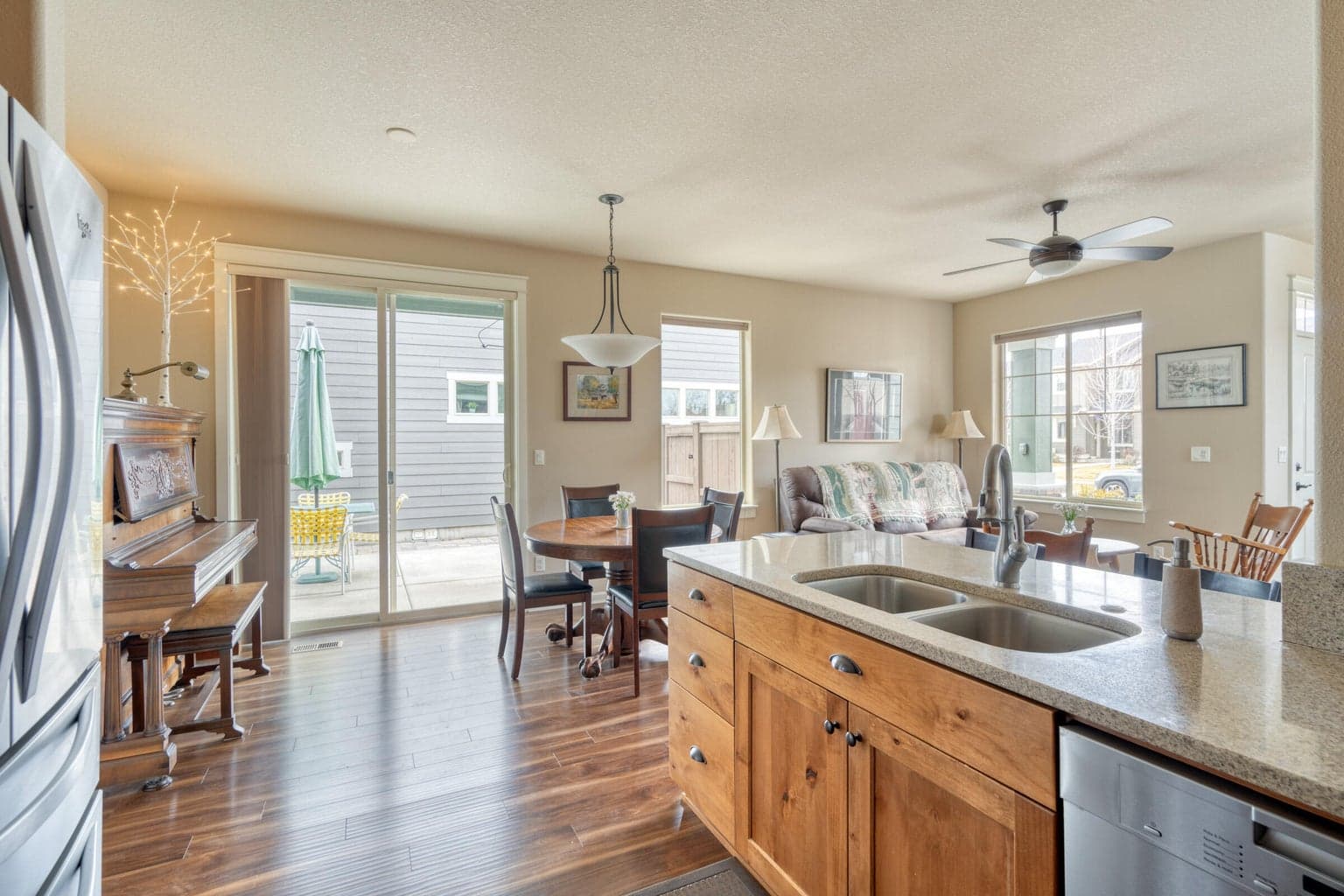 Photo of 3364 SW 28th Street 8 of 56