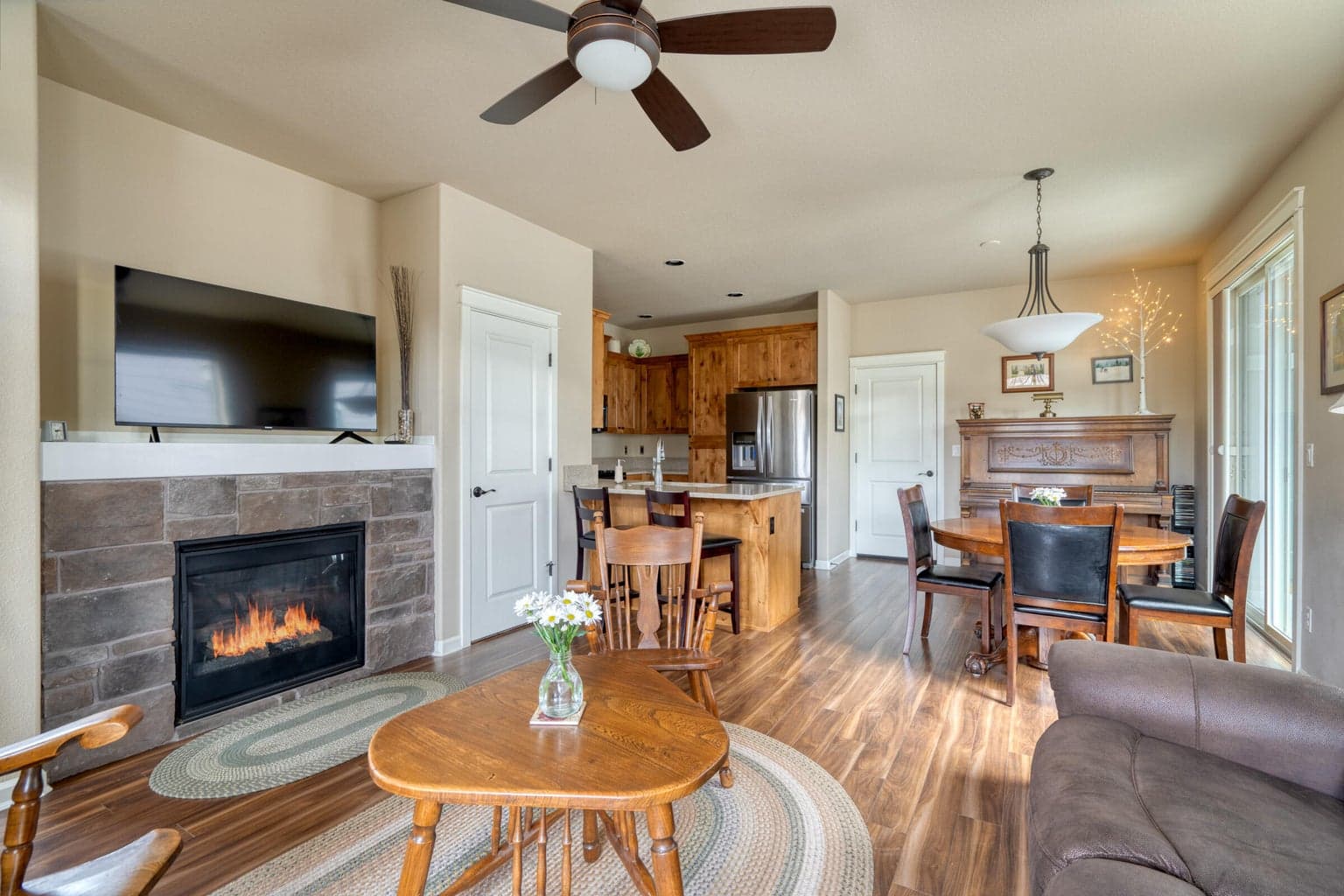 Photo of 3364 28th 4 of 56