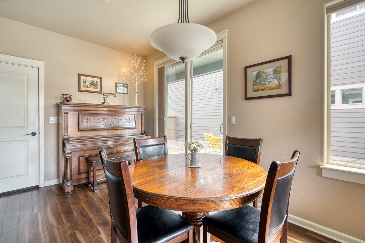 Photo of 3364 SW 28th Street 10 of 56