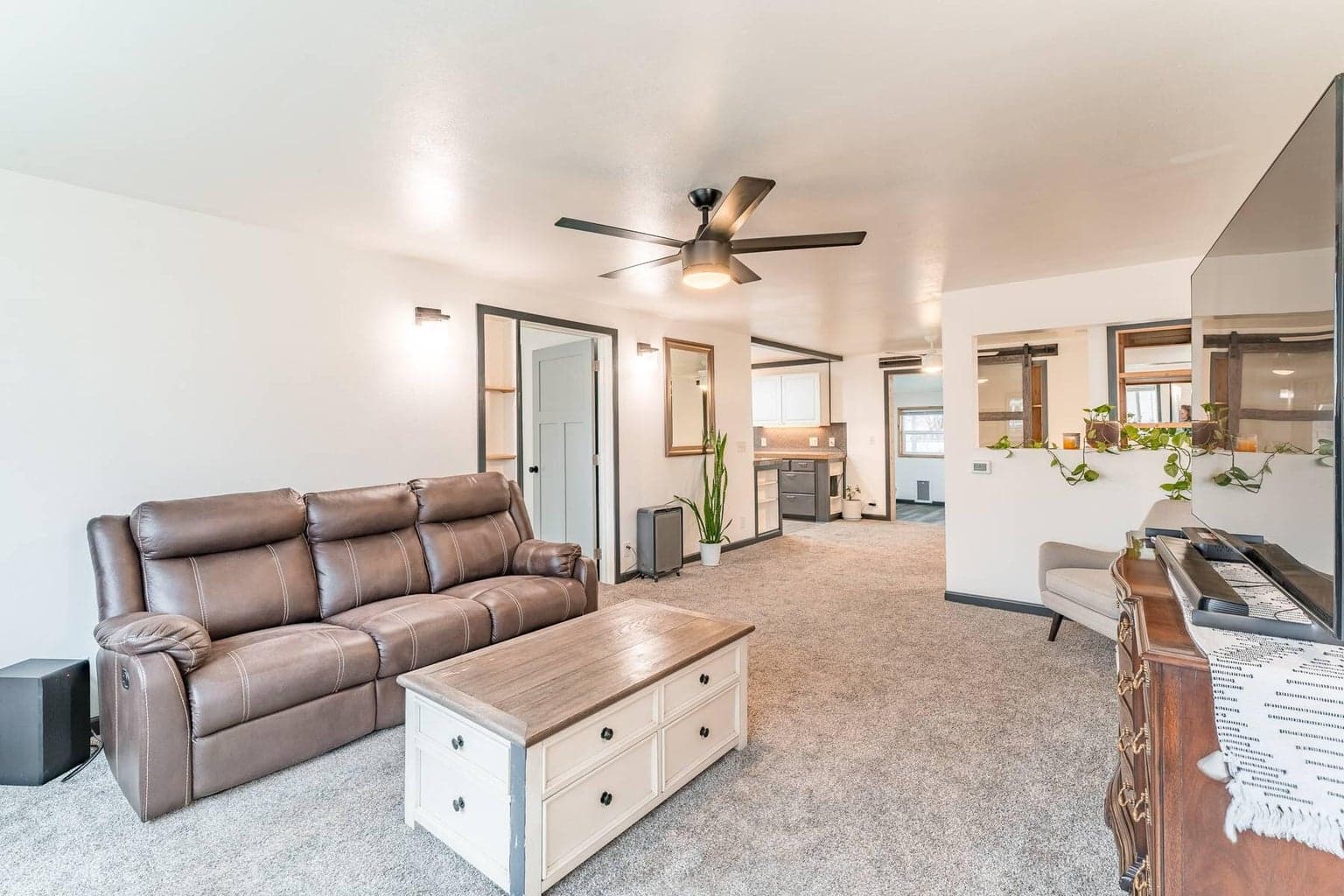 Photo of 1053 SW 12th Street 12 of 31
