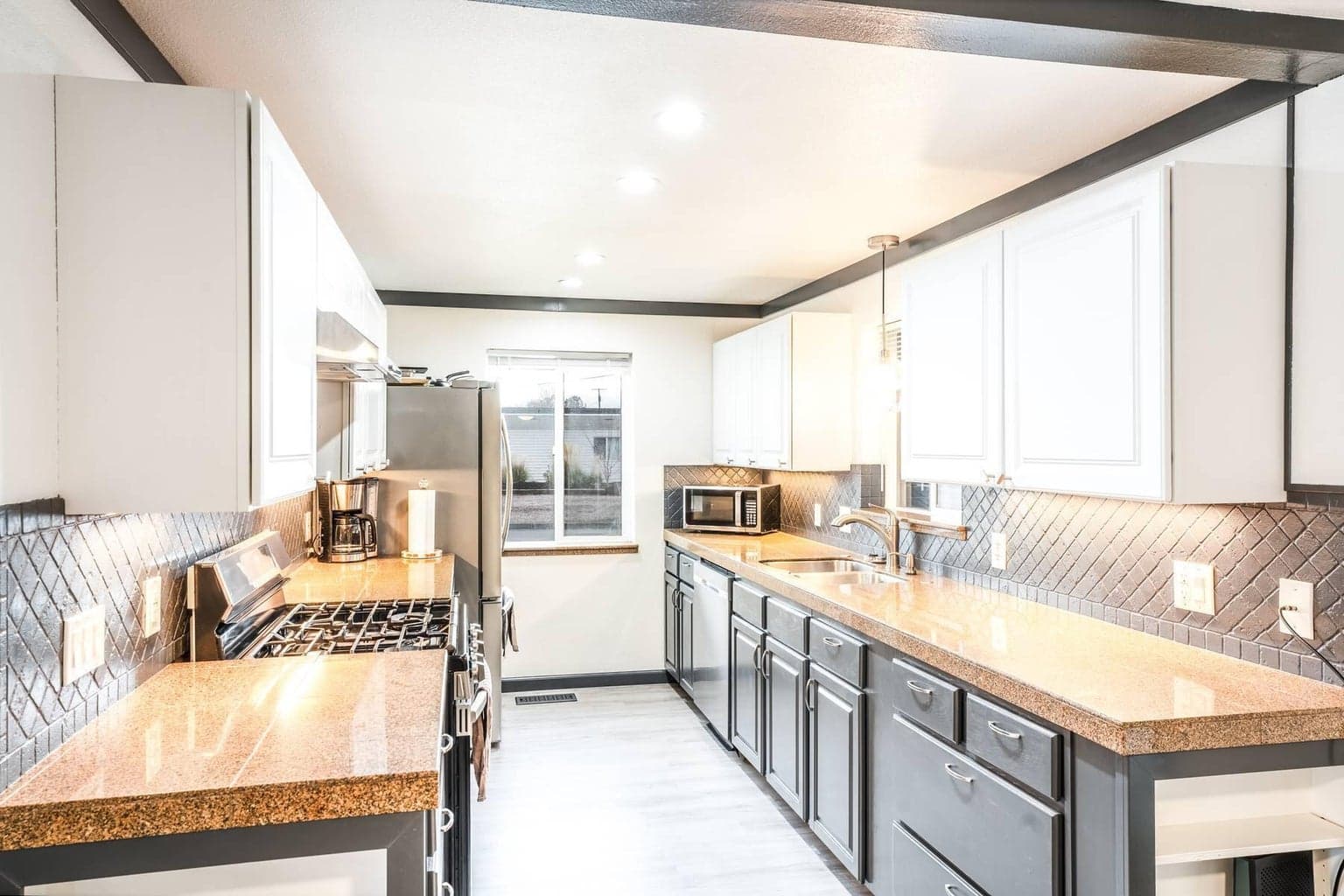 Photo of 1053 SW 12th Street 16 of 31