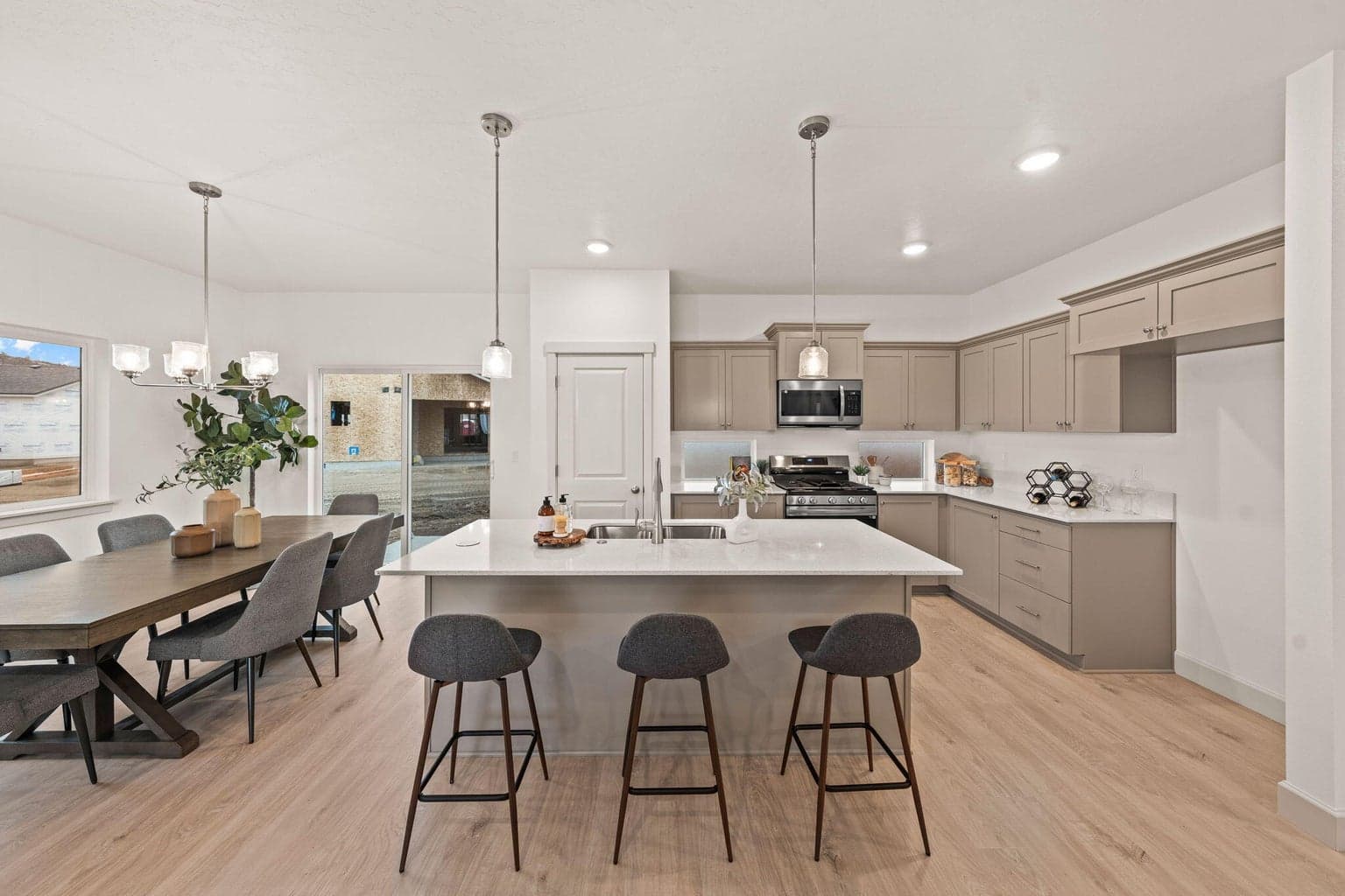 Photo of 3422 NW 11th Court 47 of 62