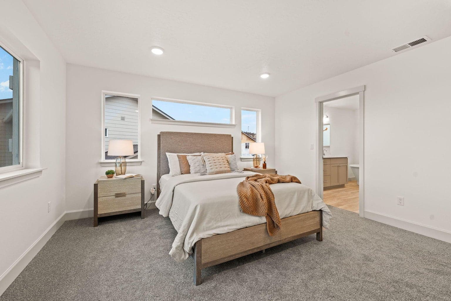 Photo of 3422 NW 11th Court 53 of 62
