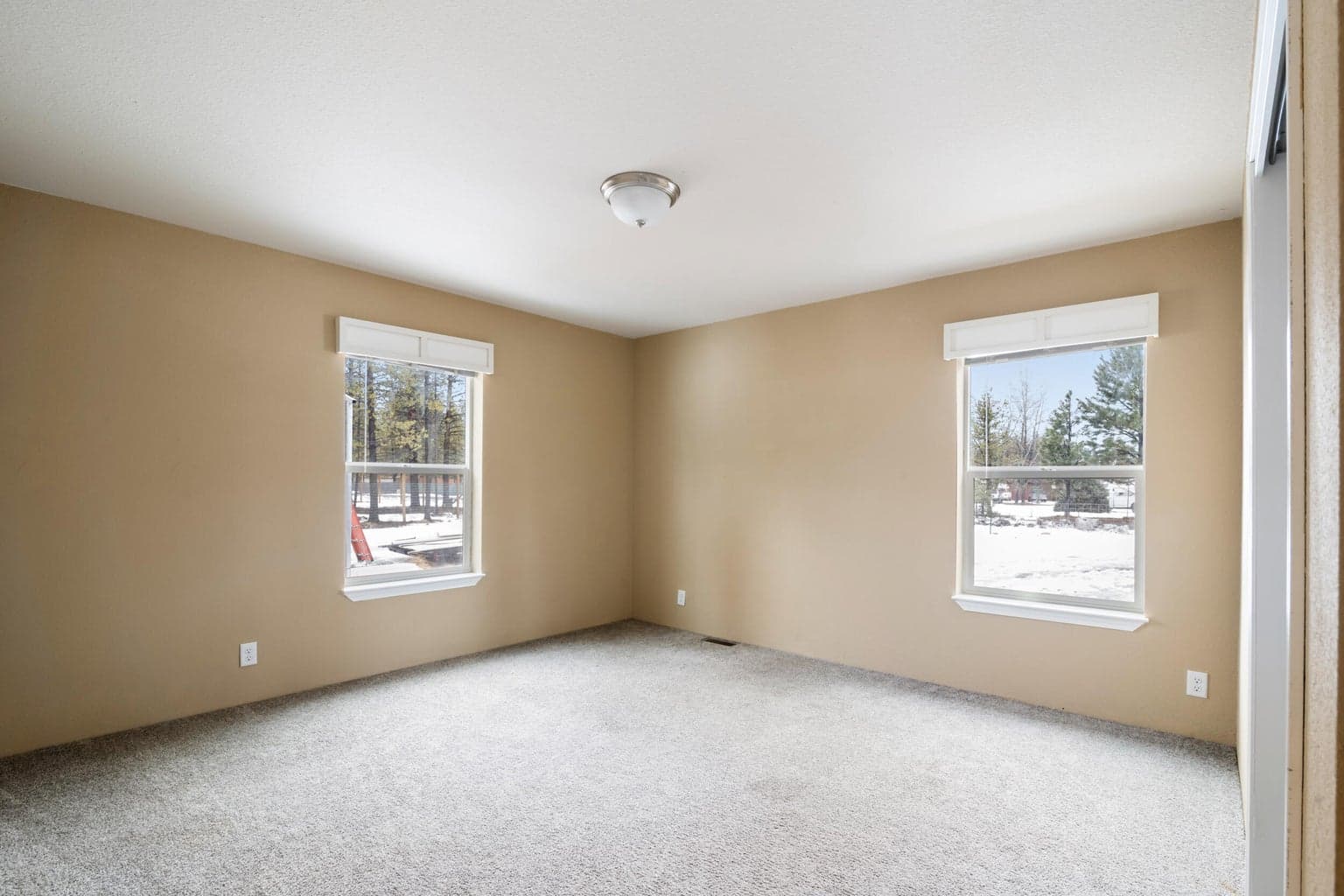 Photo of 11841 Alderwood Drive 14 of 18
