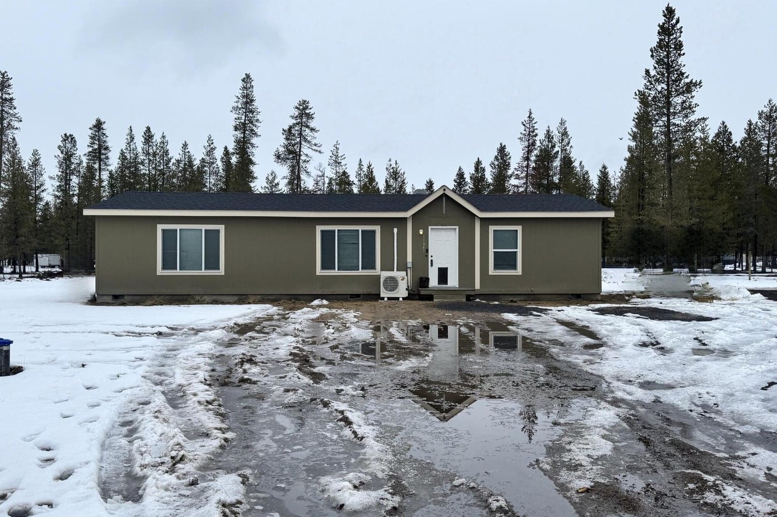 Photo of 11841 Alderwood Drive 4 of 18