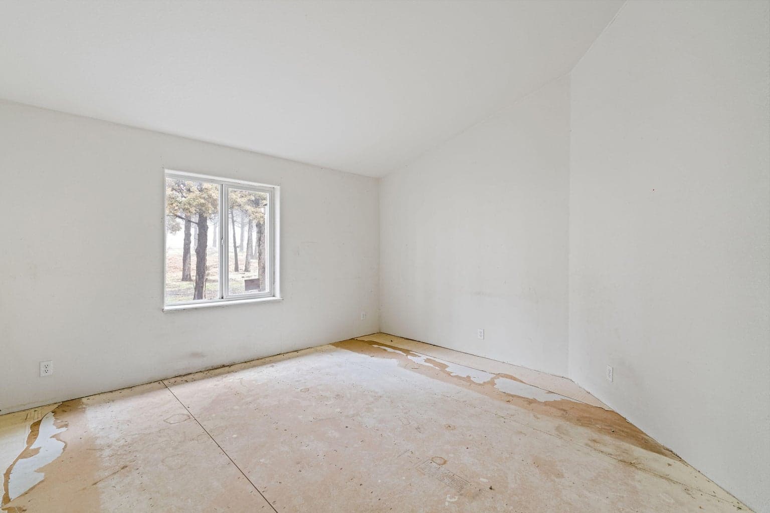 Photo of 14167 SE Gatling Way 11 of 36