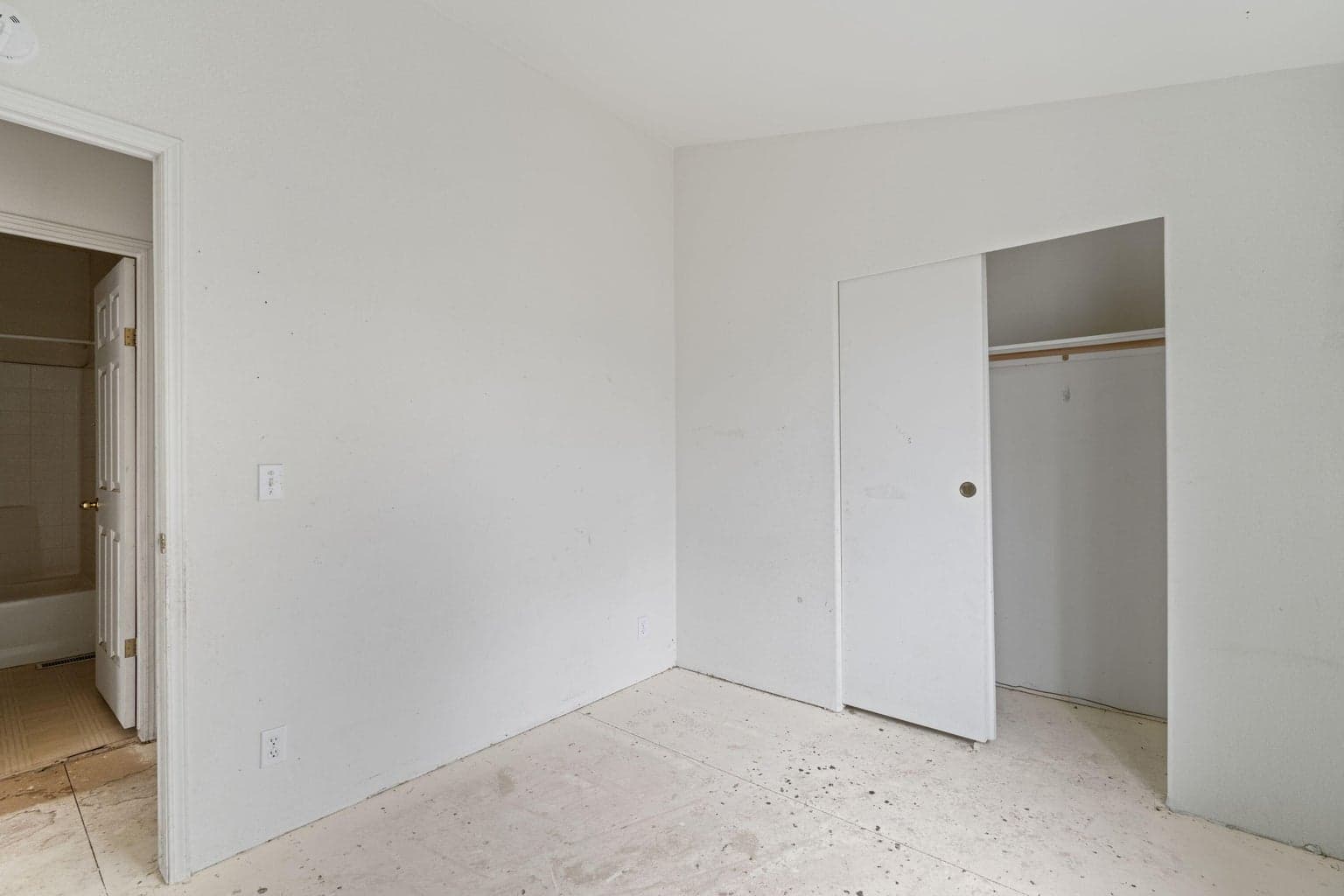 Photo of 14167 SE Gatling Way 21 of 36