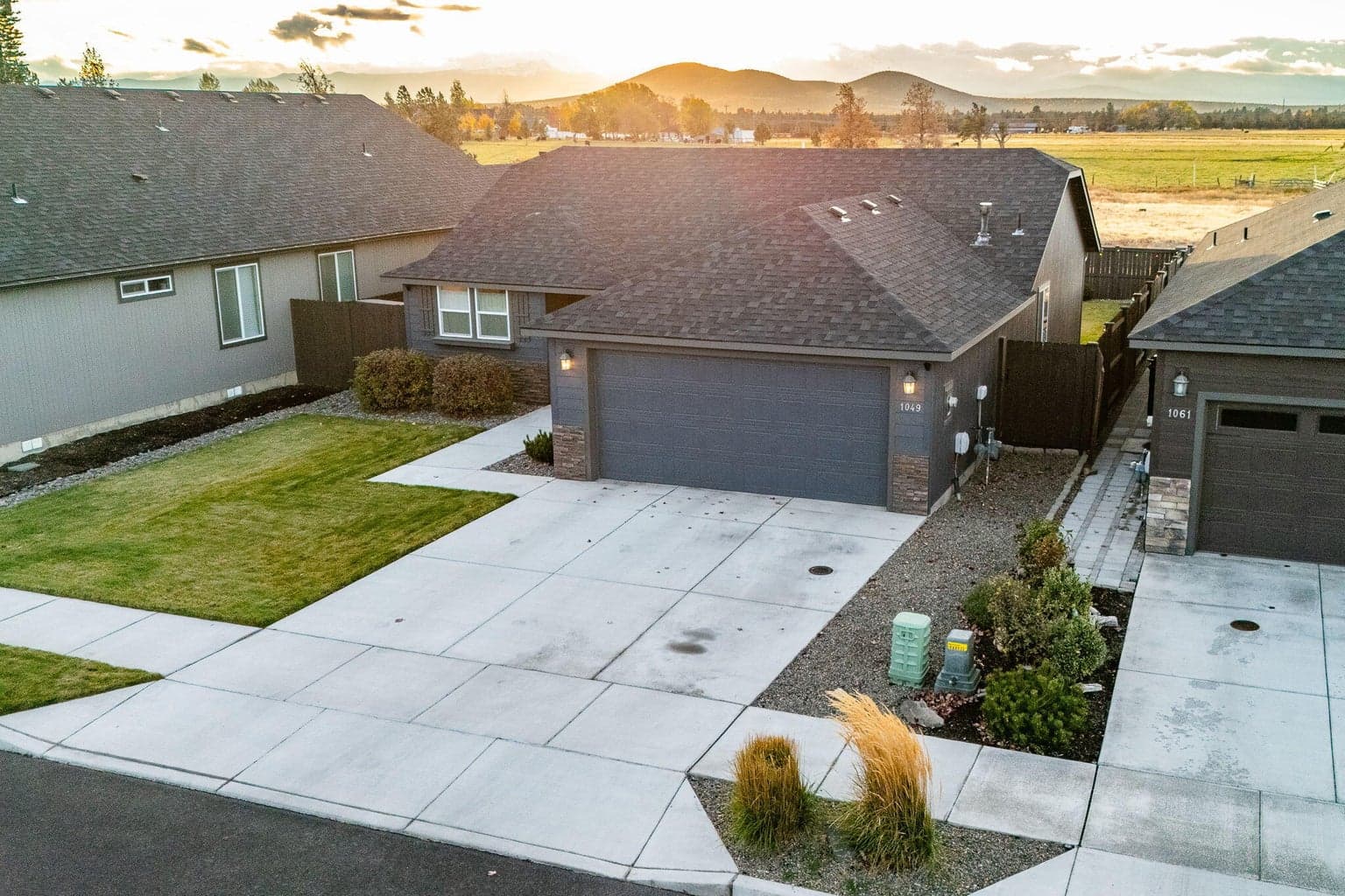 Photo of 1049 NW 26th Way 18 of 51