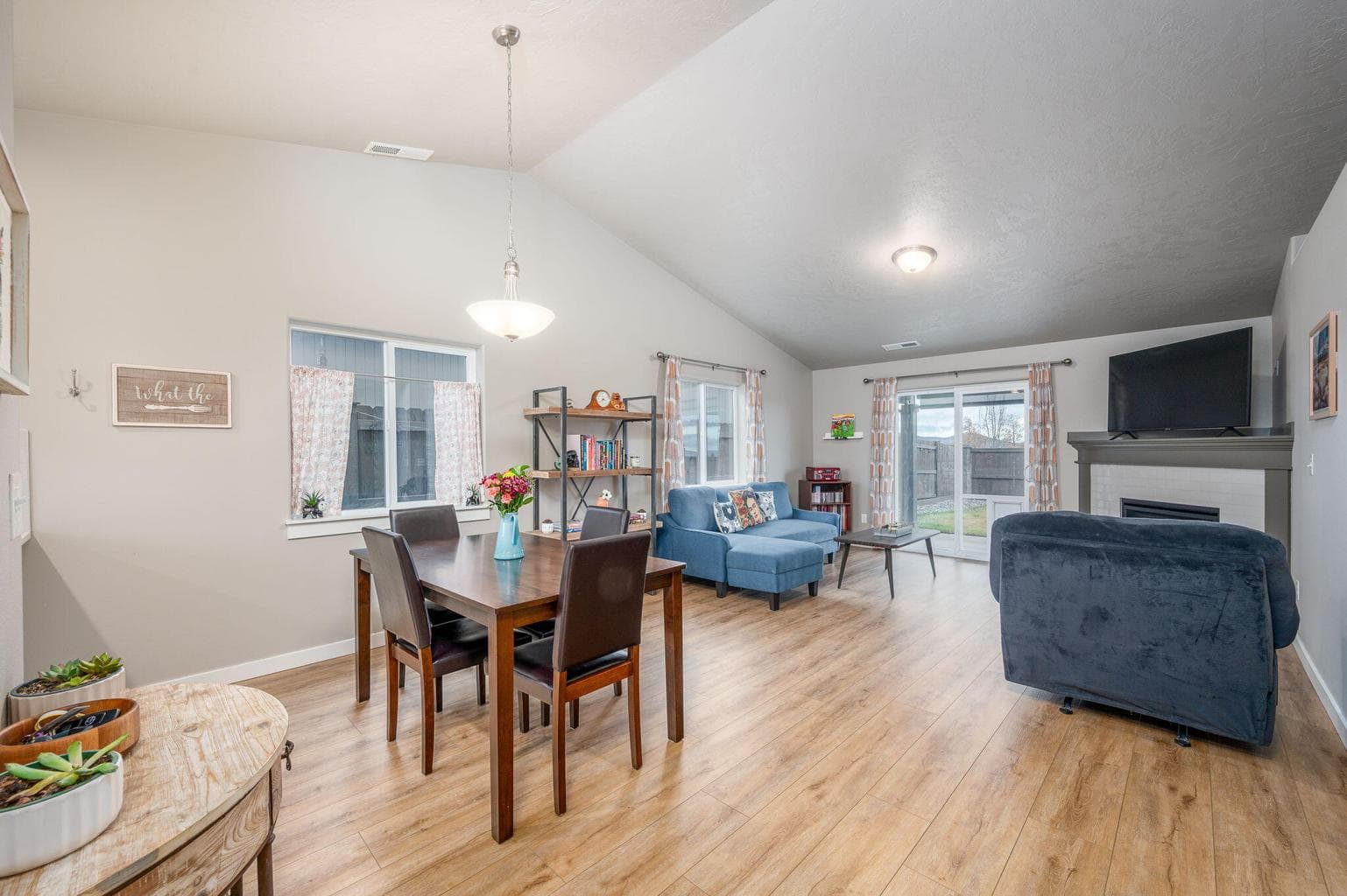 Photo of 1049 NW 26th Way 27 of 51