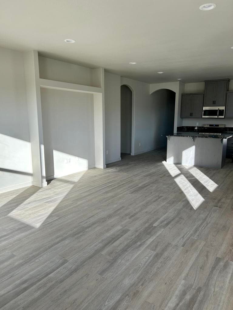 Photo of 3112 NW Dogwood Avenue 8 of 14