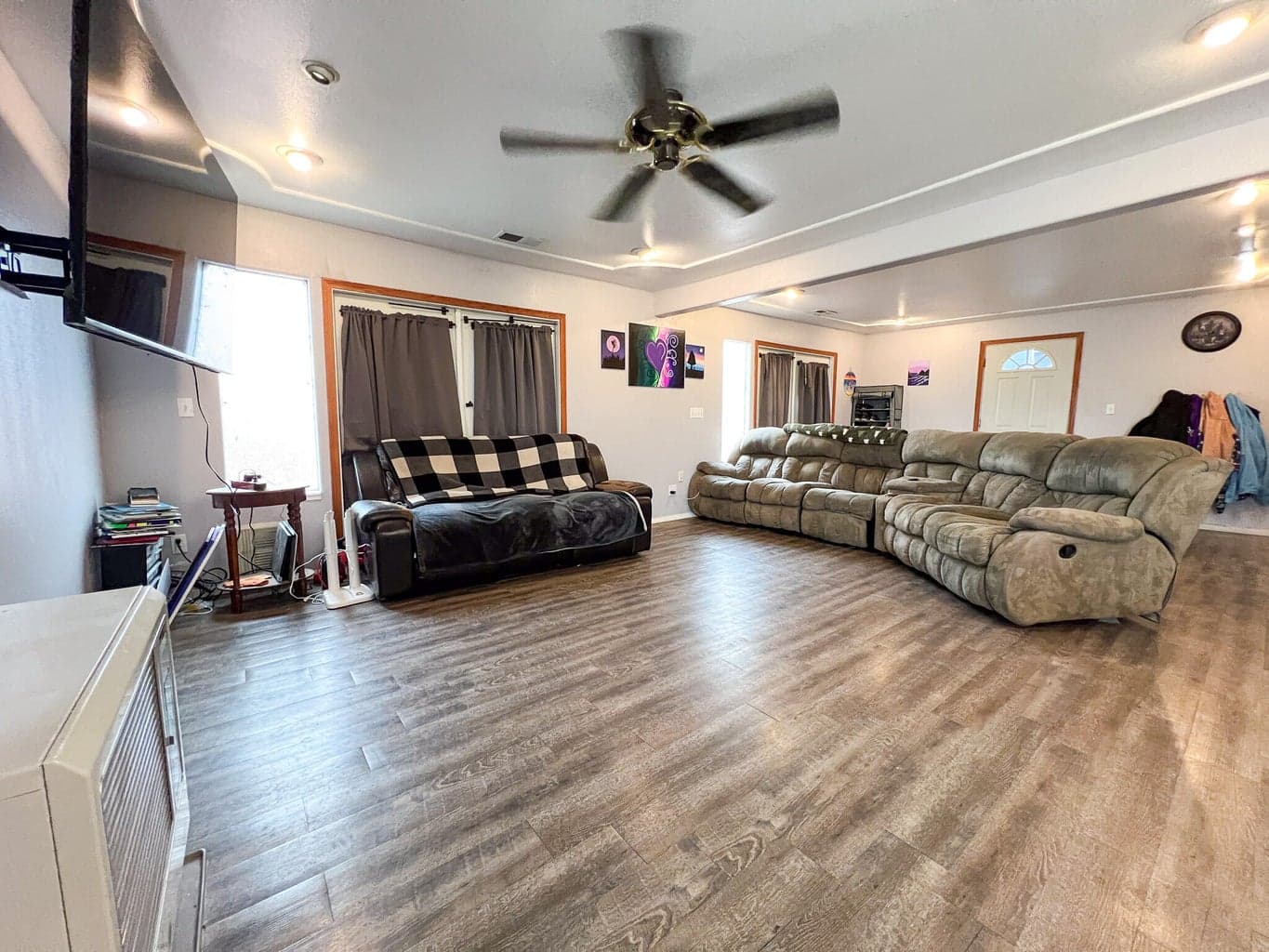 Photo of 55550 McKern 3 of 30
