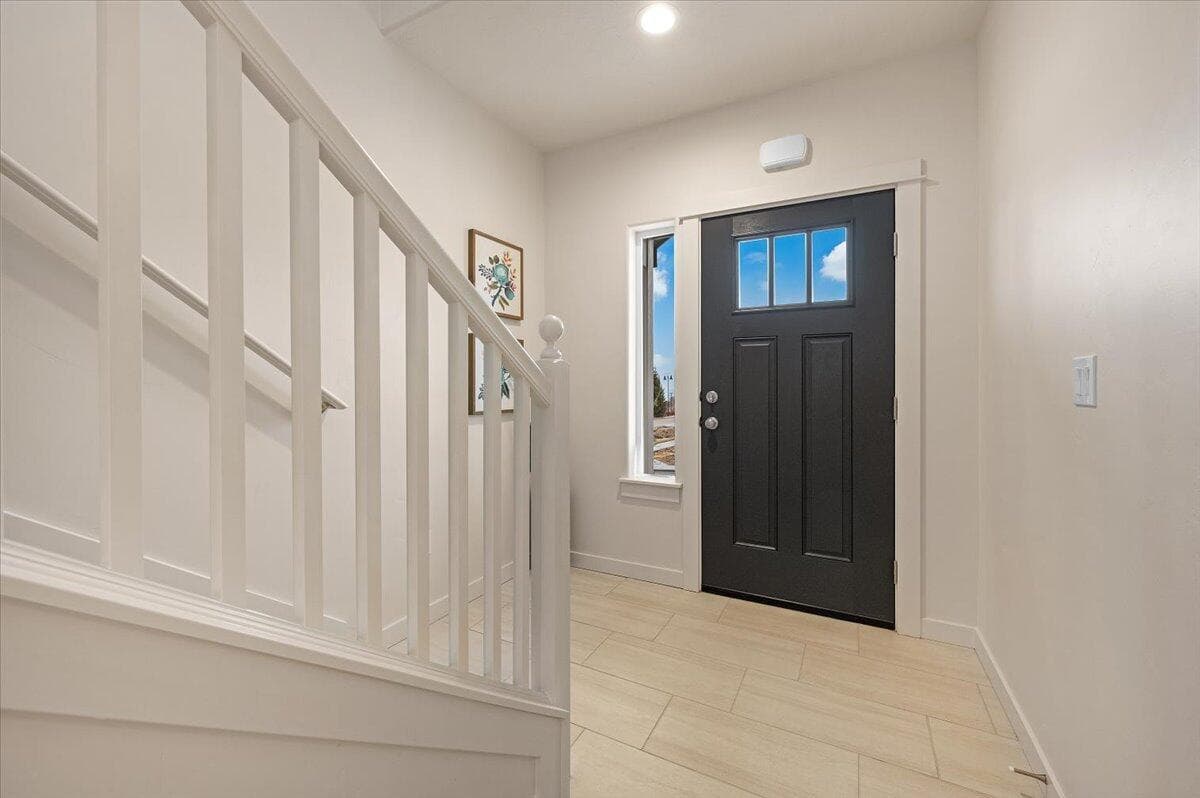 Photo of 3643 NW 8th Street 7 of 17