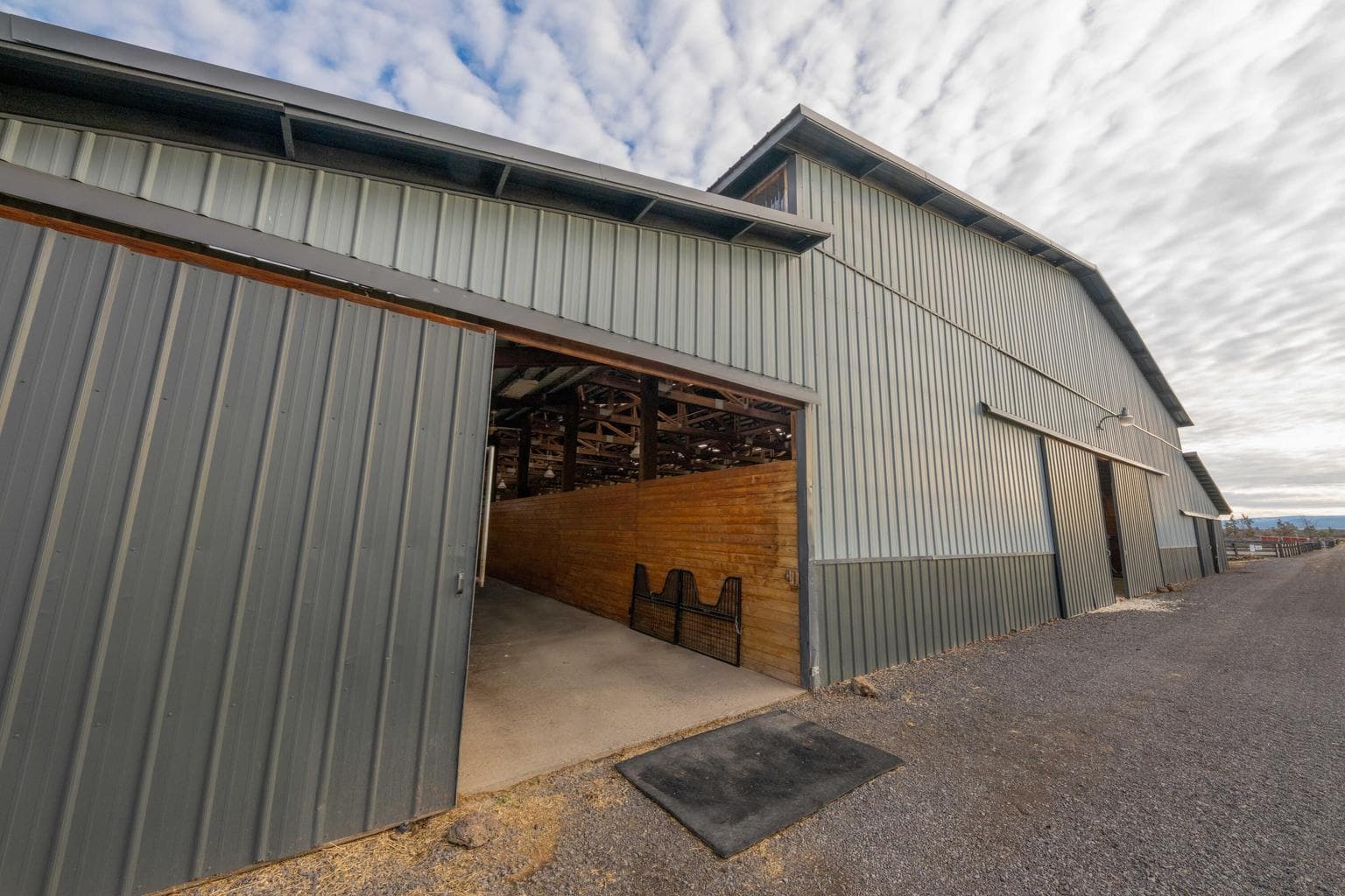Photo of 22333 Nelson Road 16 of 79