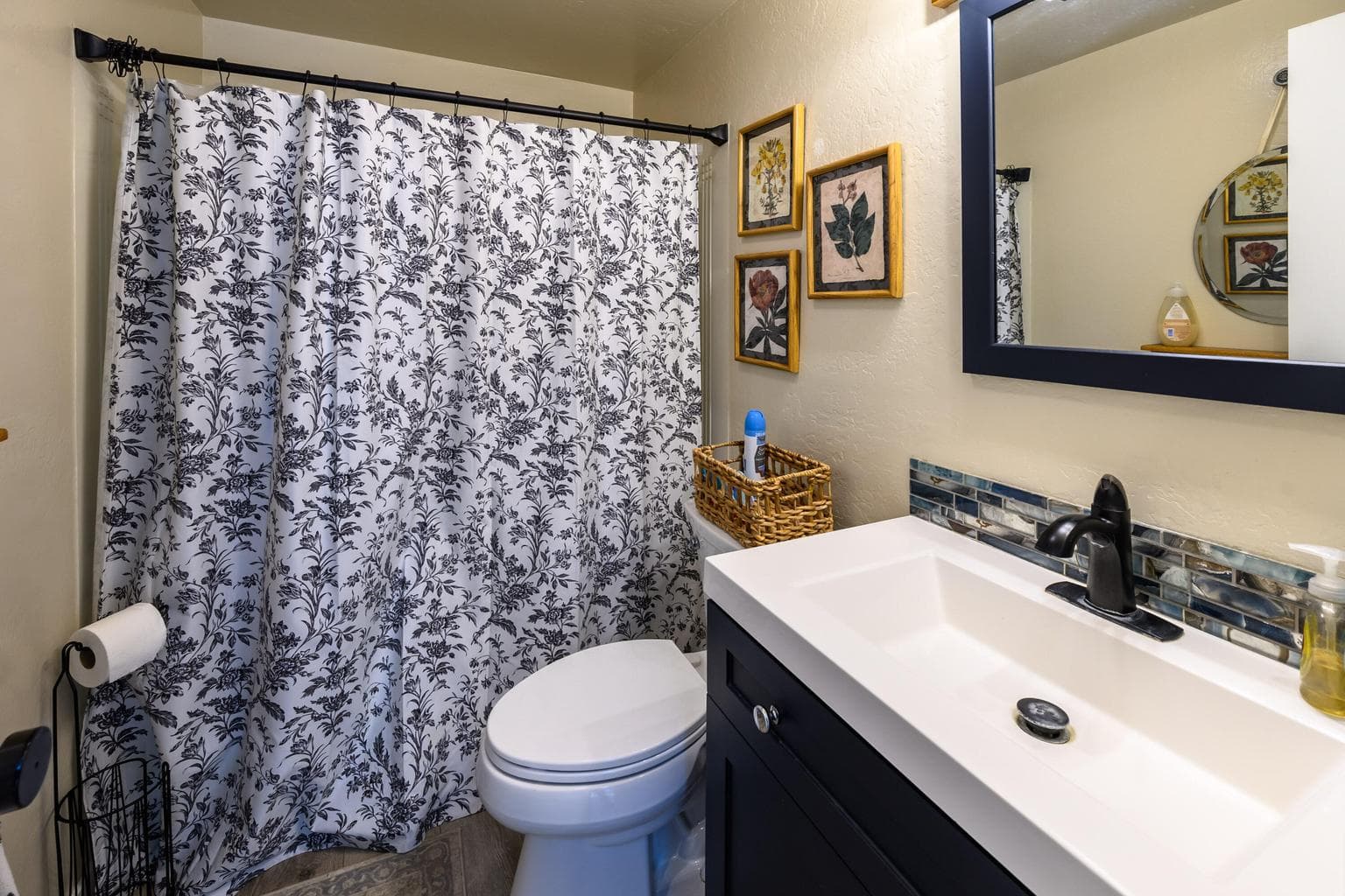 Photo of 670 SE Dunham Street 16 of 38