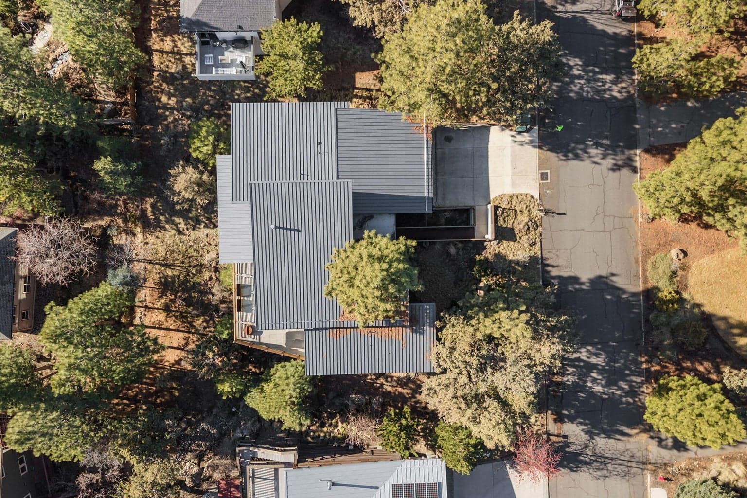 Photo of 1823 NW Rimrock Road 40 of 50