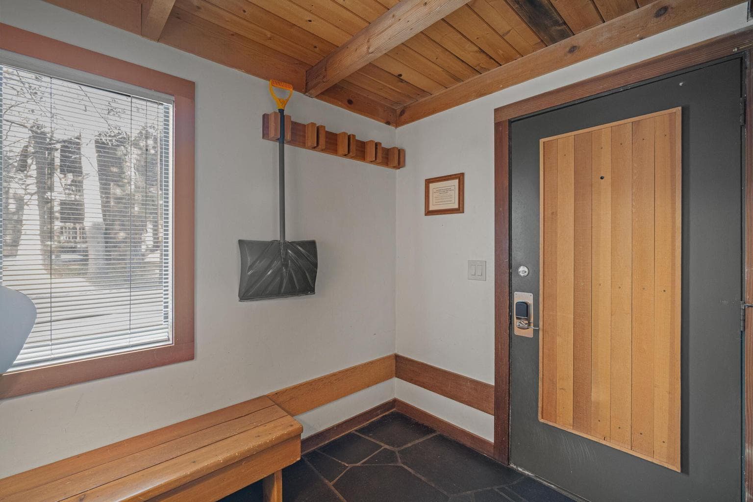 Spacious landing entry.