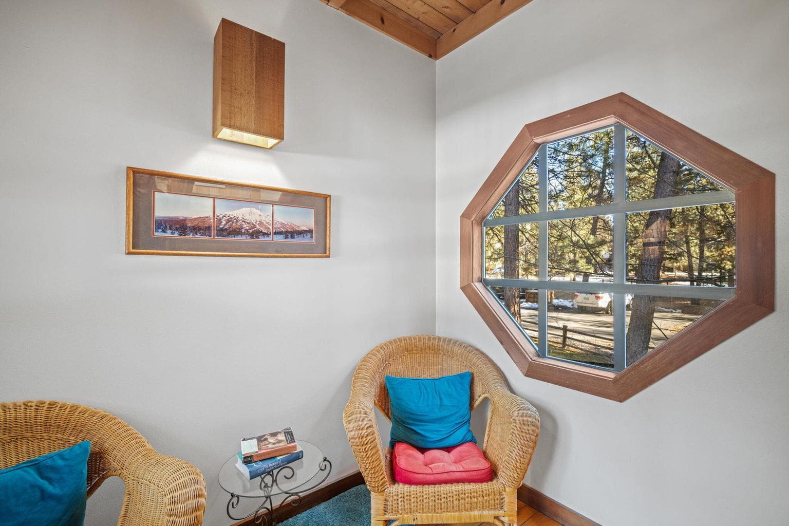 ... with the iconic Wildflower octagon windows.