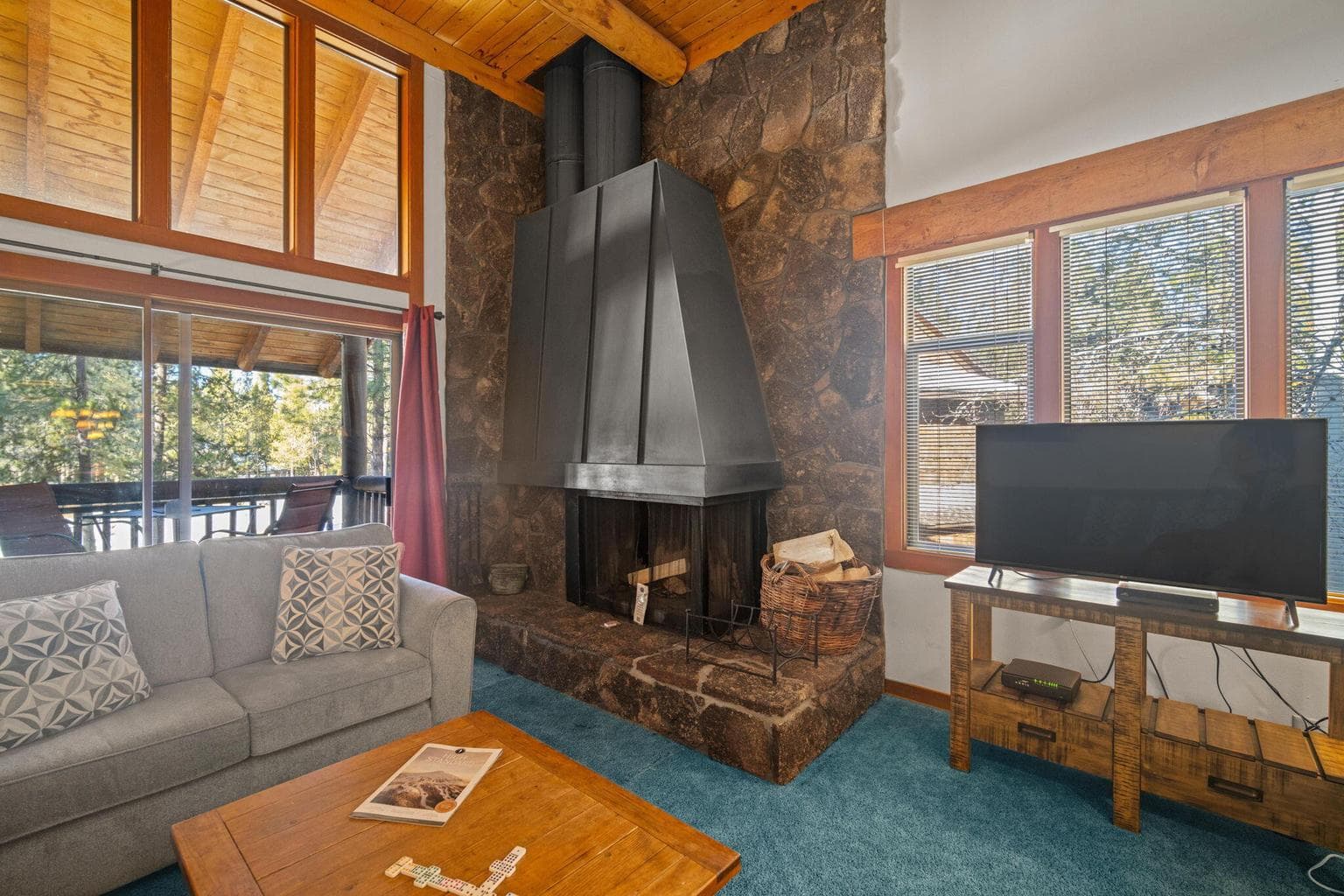 Tons of natural light.