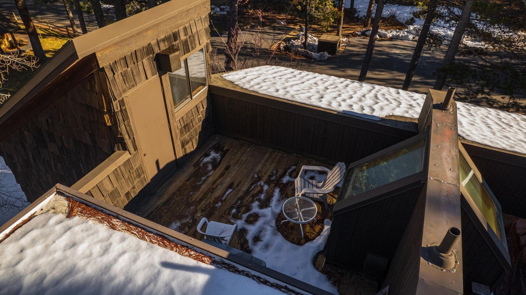 Rooftop deck!