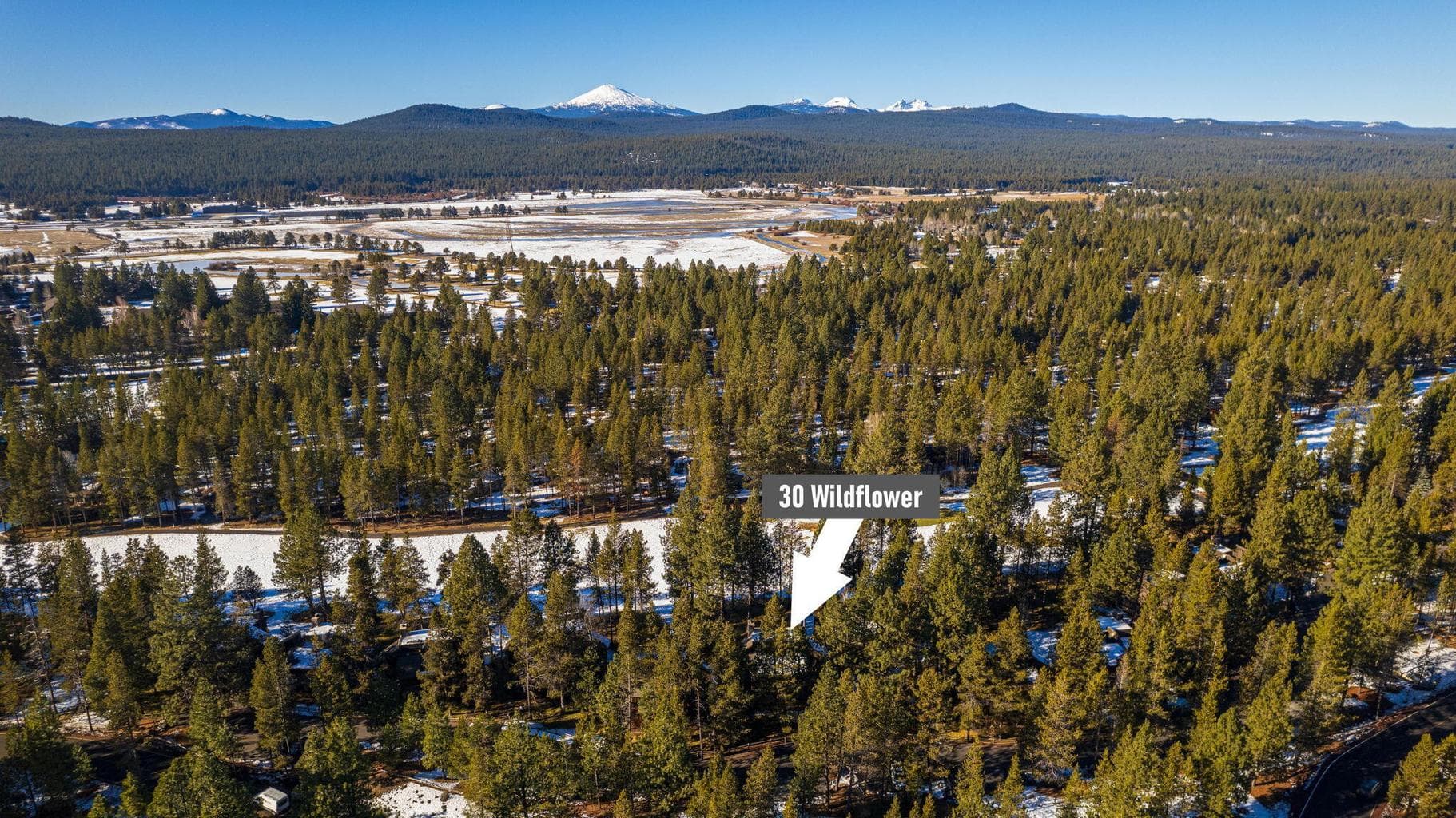 Great location on the Meadows Golf Course and the across the street from the Sunriver Village.