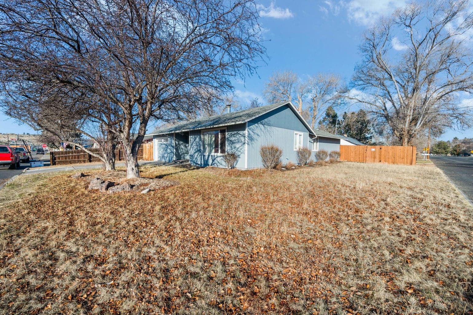Photo of 286 SE D Street 8 of 40