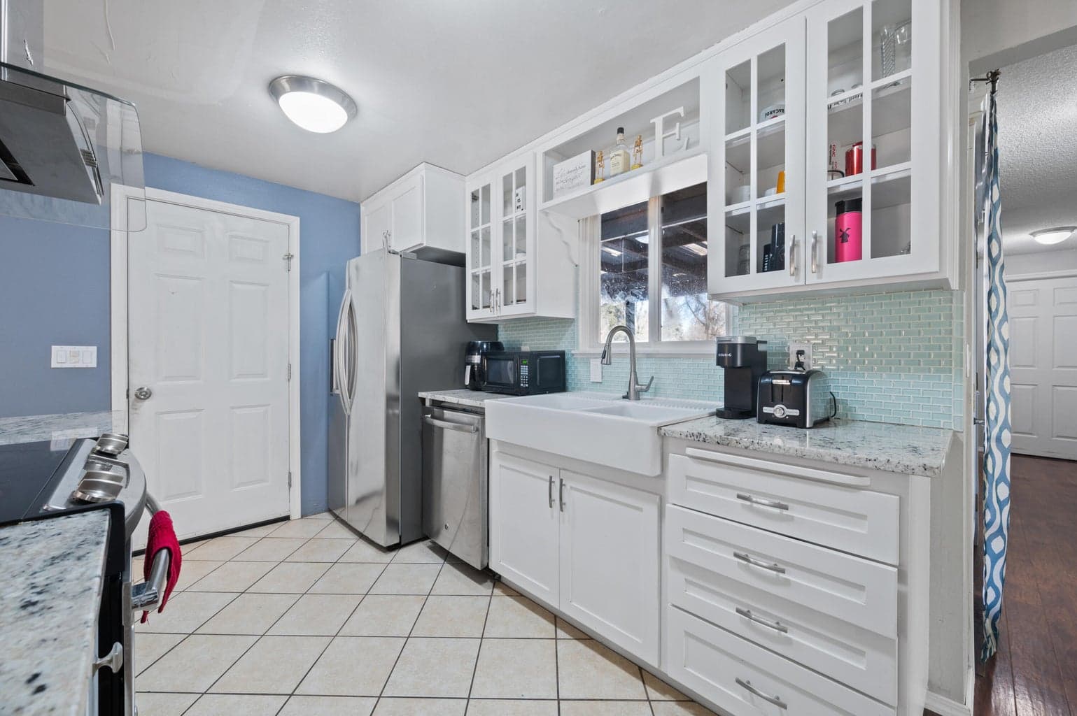 Photo of 286 SE D Street 20 of 40