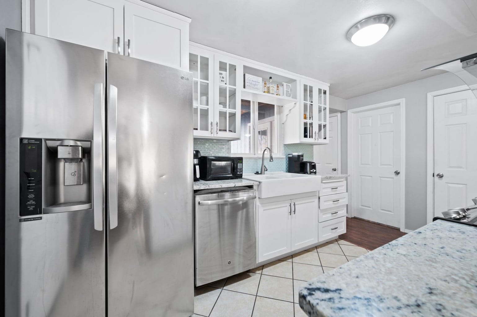 Photo of 286 SE D Street 21 of 40