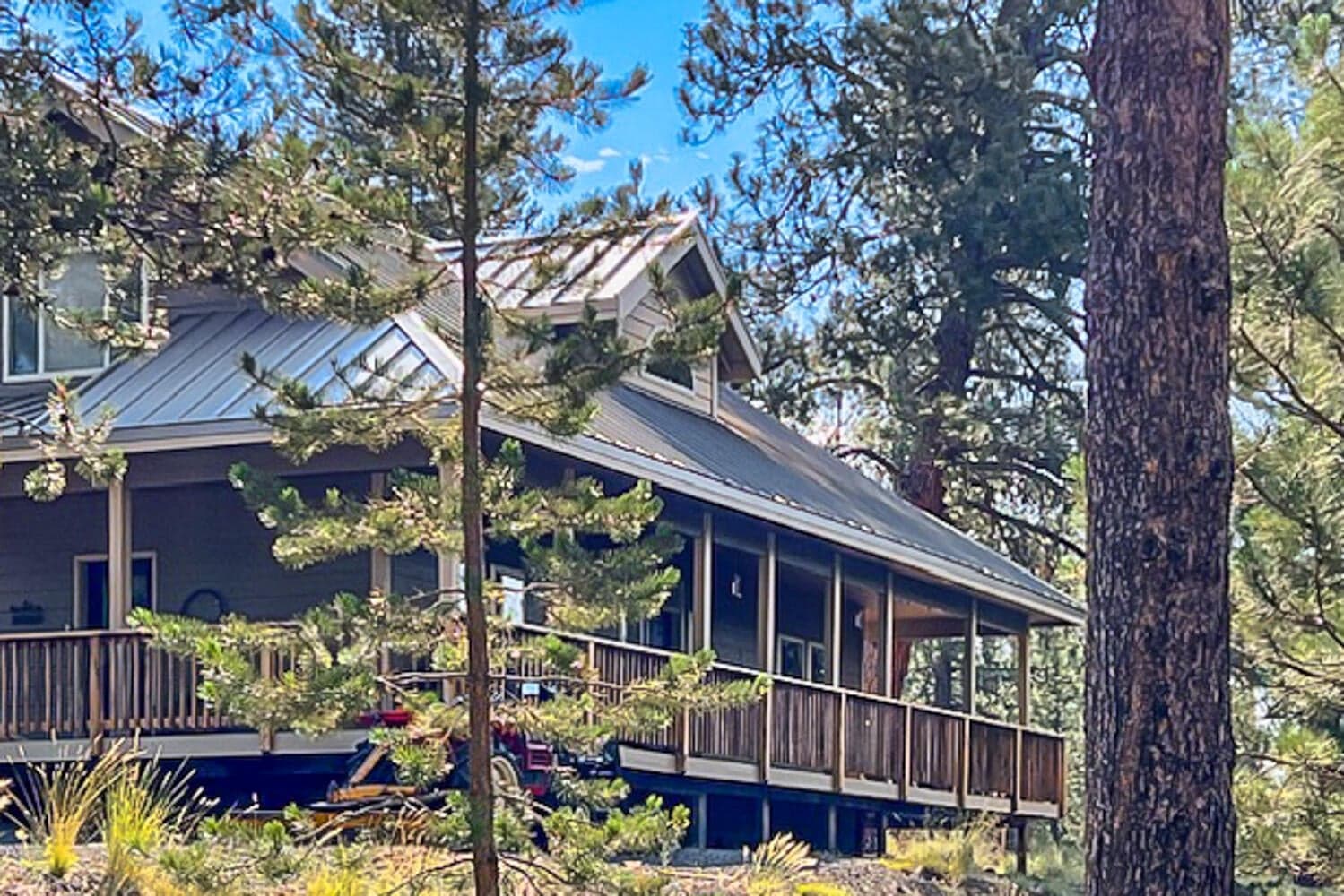Photo of 15174 Yellow Pine Loop SE 6 of 40