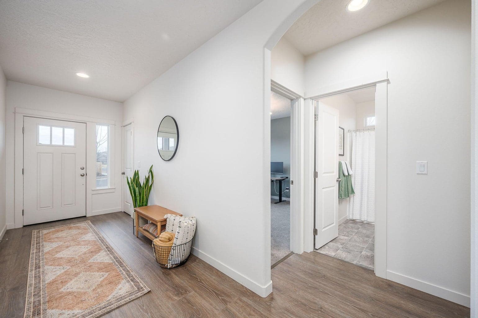 Photo of 920 NW Teak Court 20 of 49