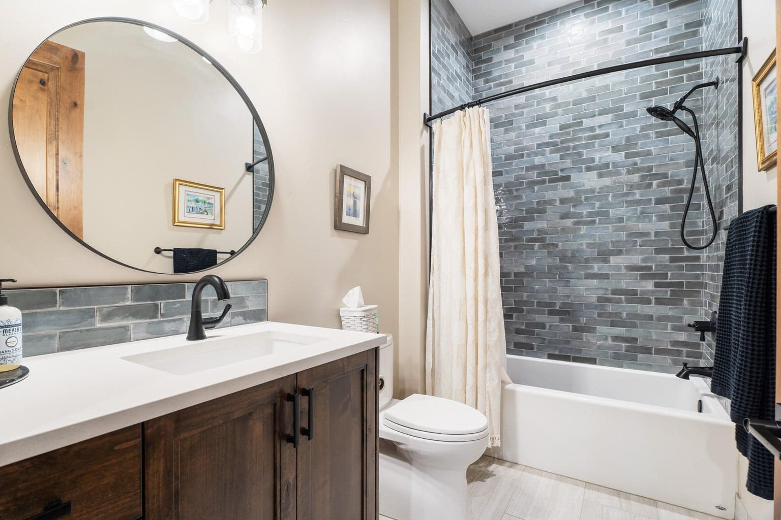 Photo of 16837 Golden Stone Drive 30 of 49