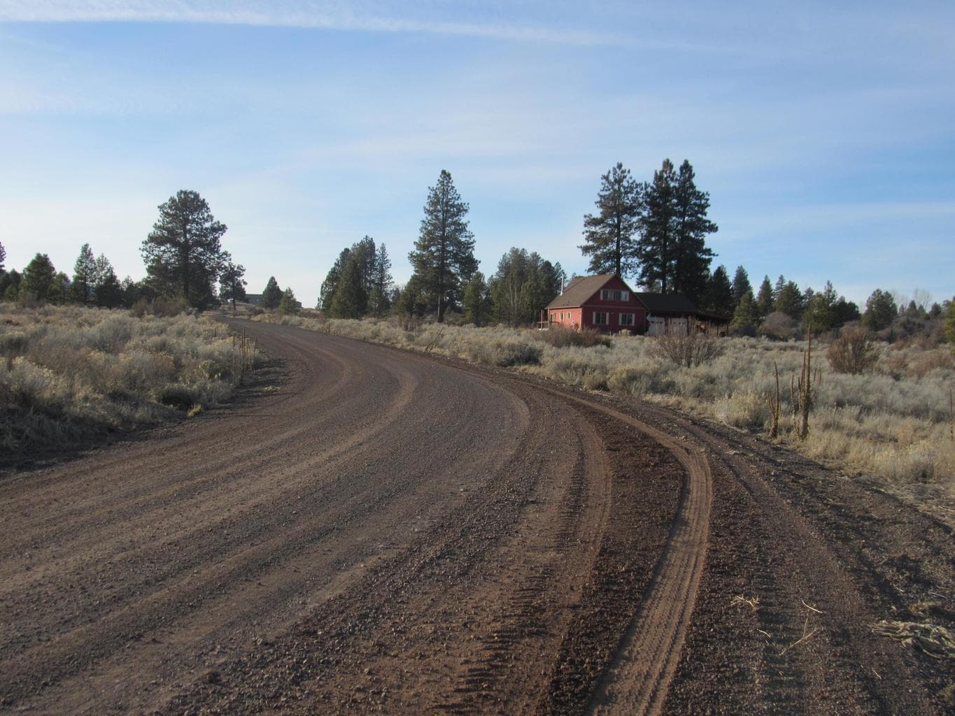 Good roads that are well maintained. Closest neighbors house
