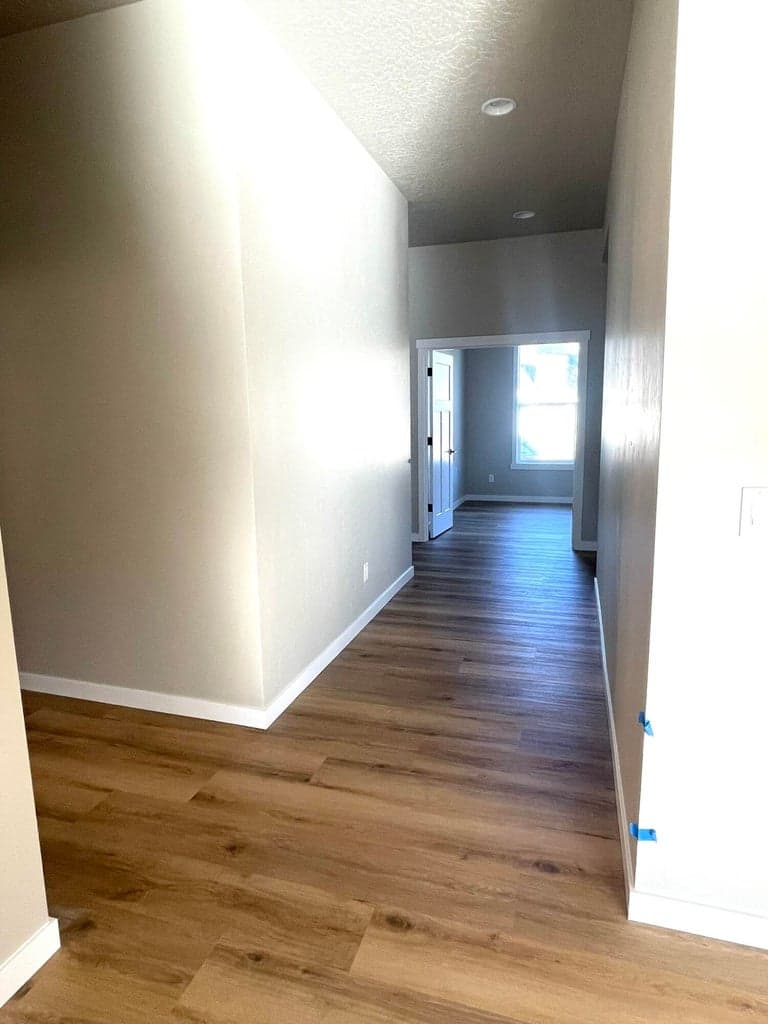 Photo of 131 W Clearpine Drive 22 of 32