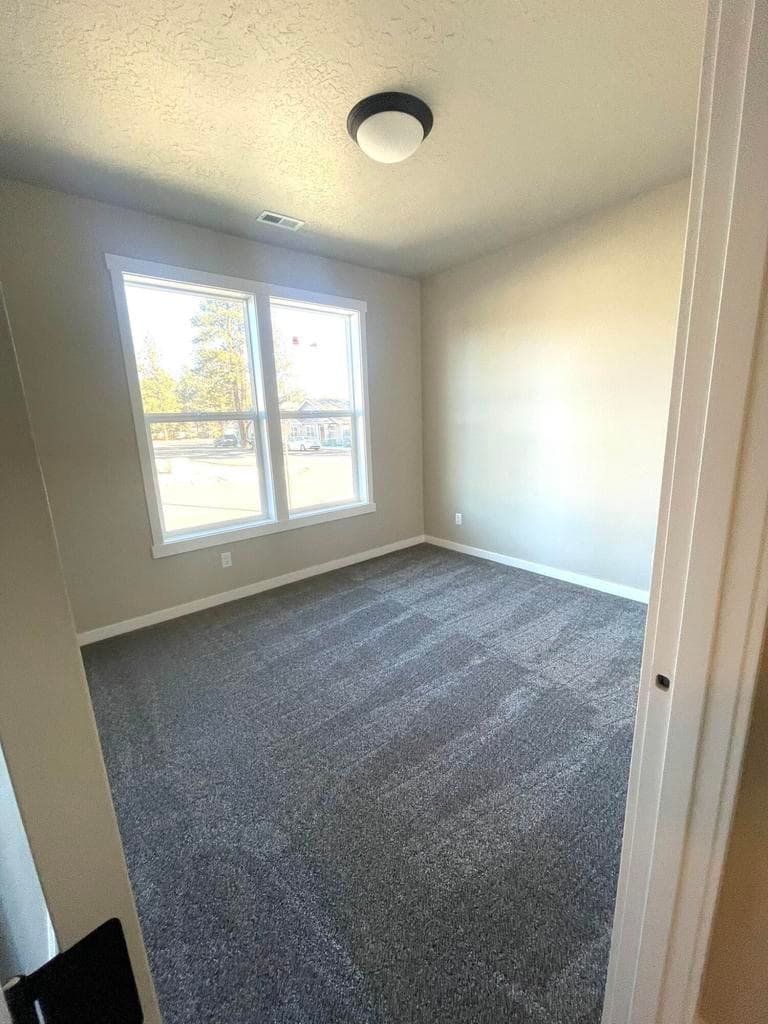 Photo of 131 W Clearpine Drive 27 of 32