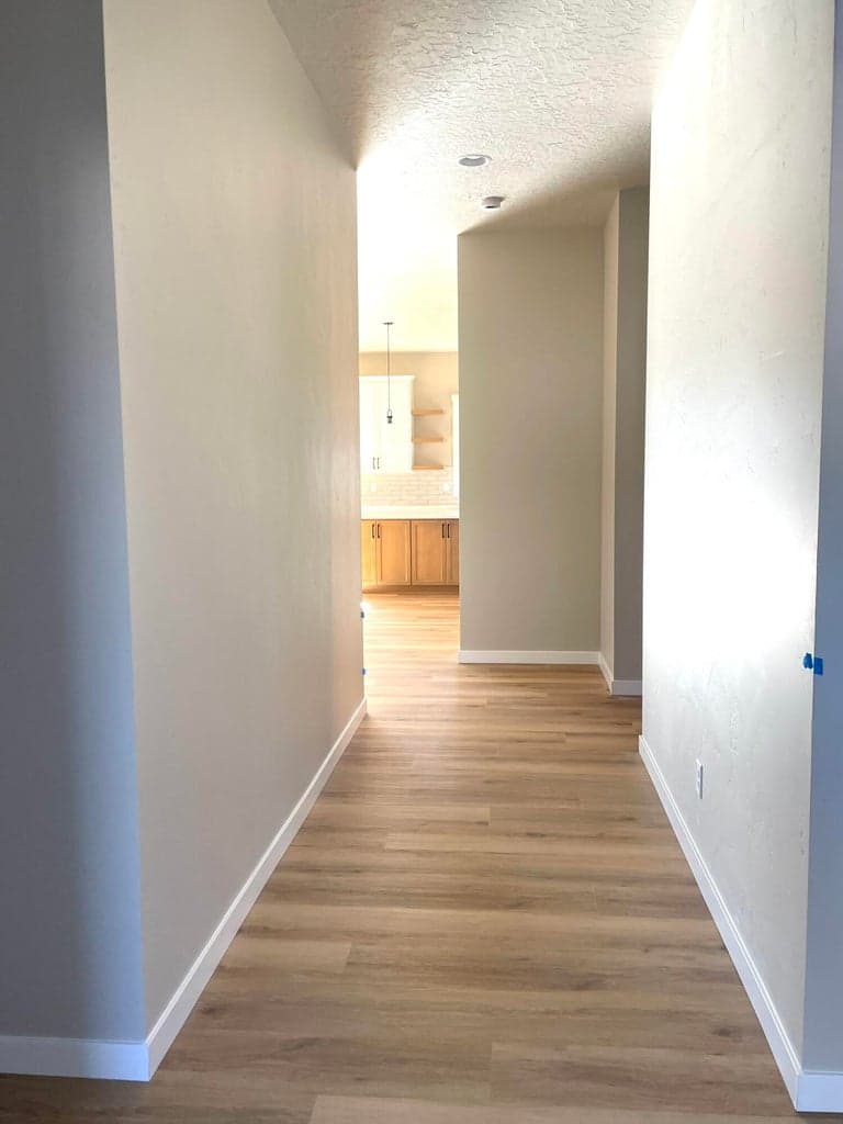 Photo of 131 W Clearpine Drive 29 of 32