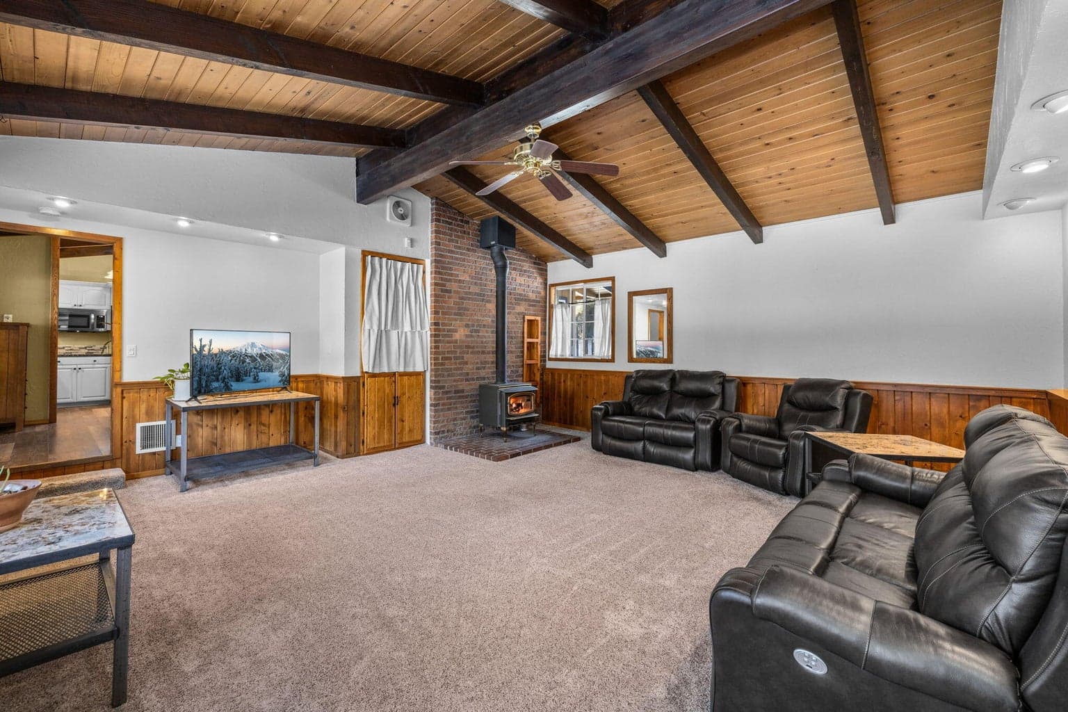 Photo of 53382 Eagle Lane 7 of 37