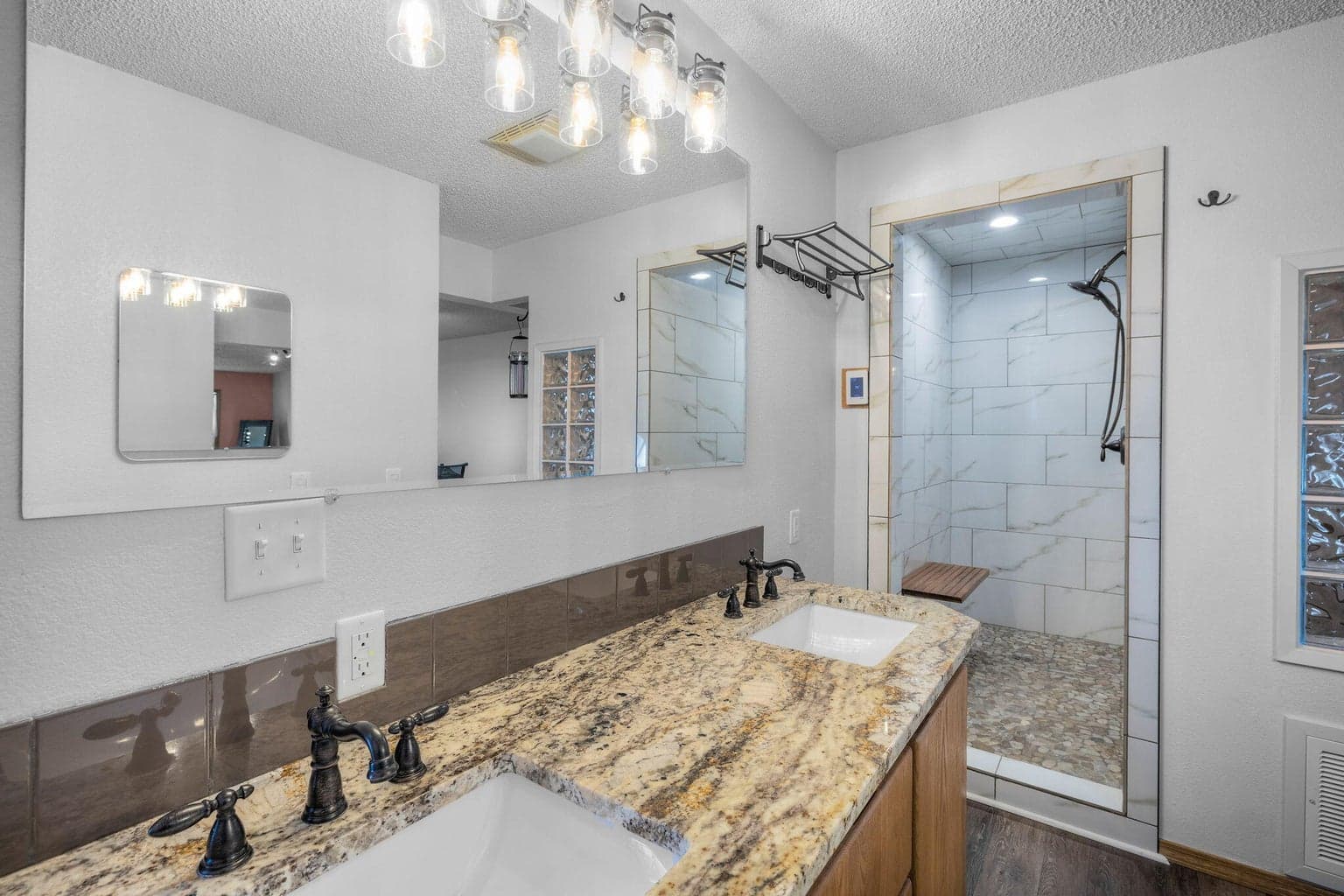 Photo of 53382 Eagle Lane 23 of 37